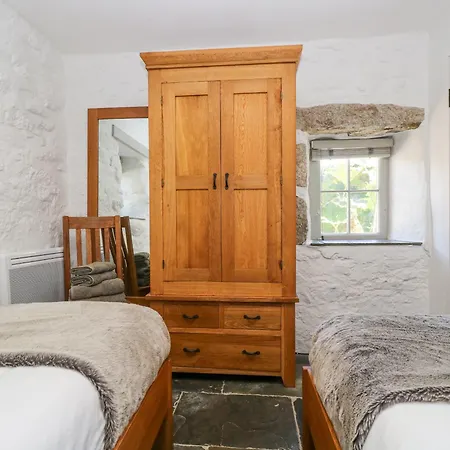 Roskennals Granary * Penzance