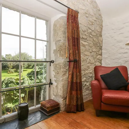 Roskennals Granary Holiday home